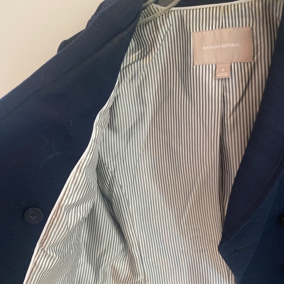 Banana Republic Navy blazer size 8 - Picture 6 of 10